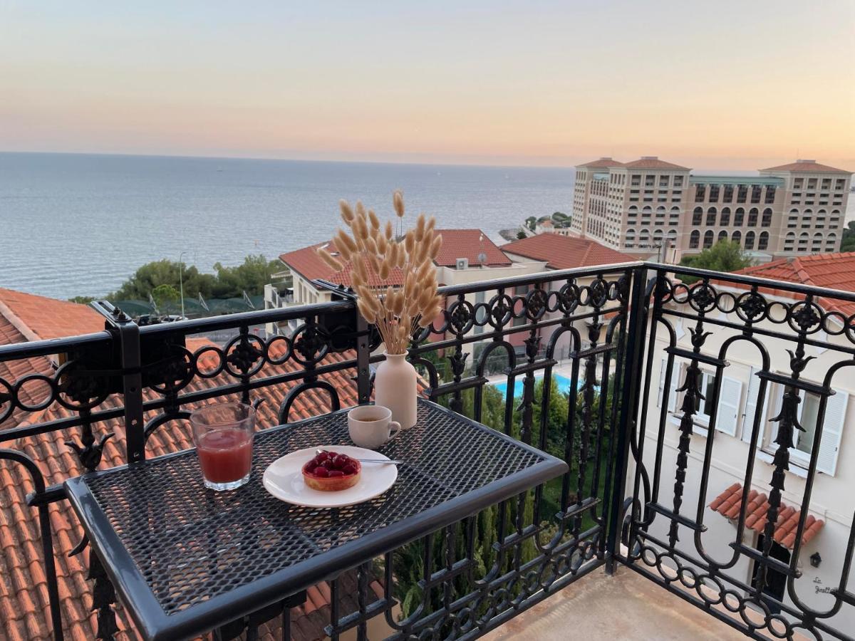 2 Pieces Behappy Next Monaco *